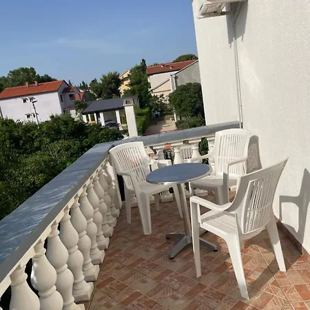 Apartament Nada Near The Sandy - By Ta Leut Agency